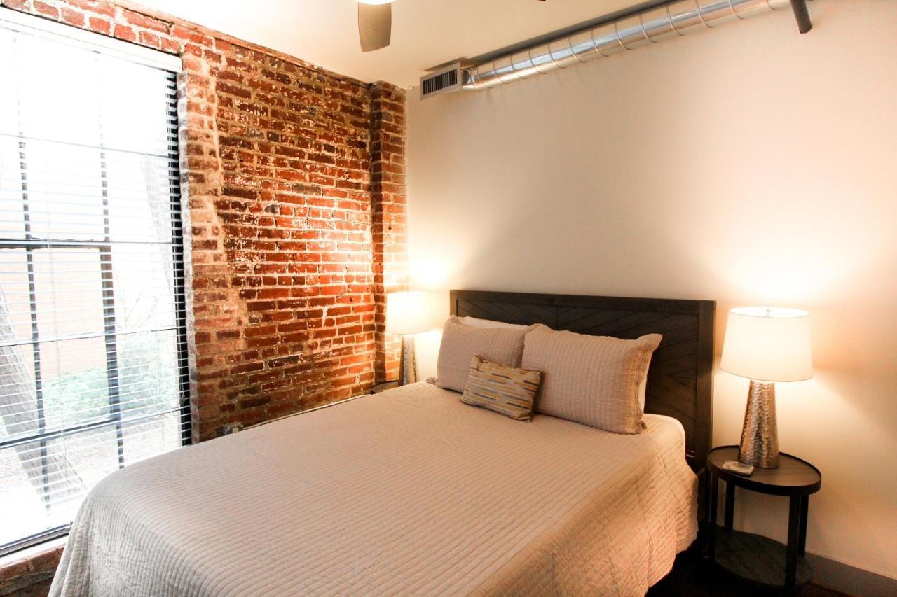 The Lofts At Downtown Salem Aparthotel Exterior photo