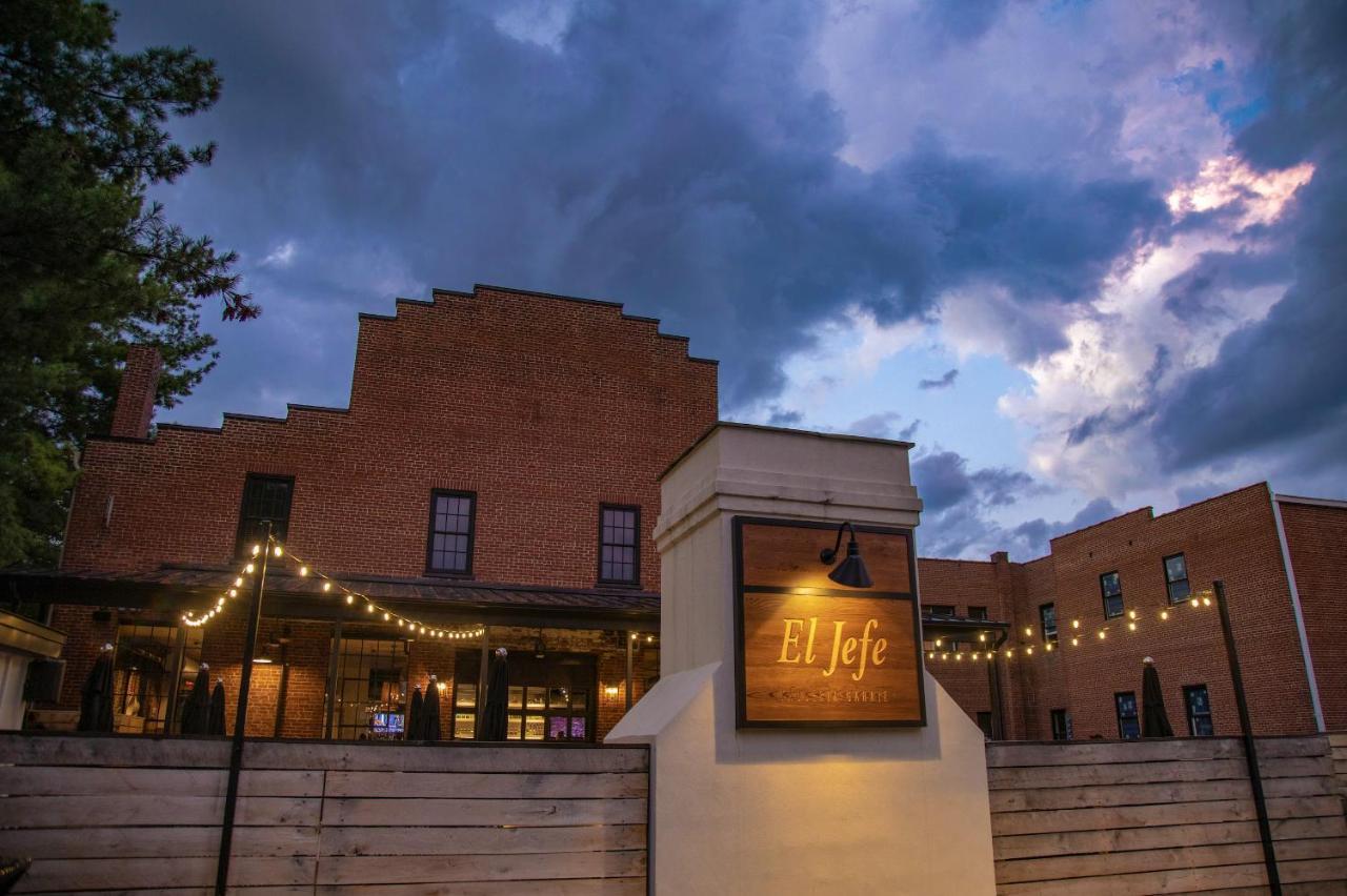 The Lofts At Downtown Salem Aparthotel Exterior photo