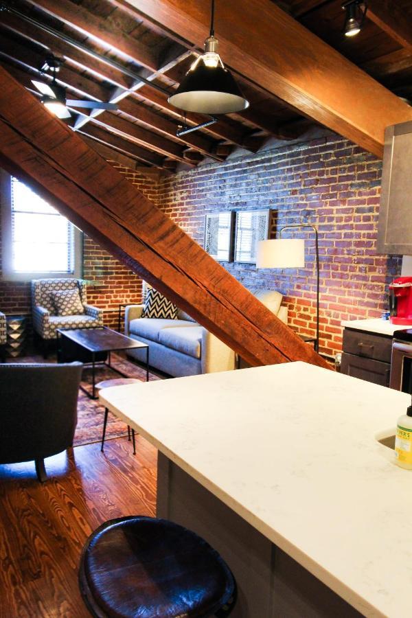 The Lofts At Downtown Salem Aparthotel Exterior photo