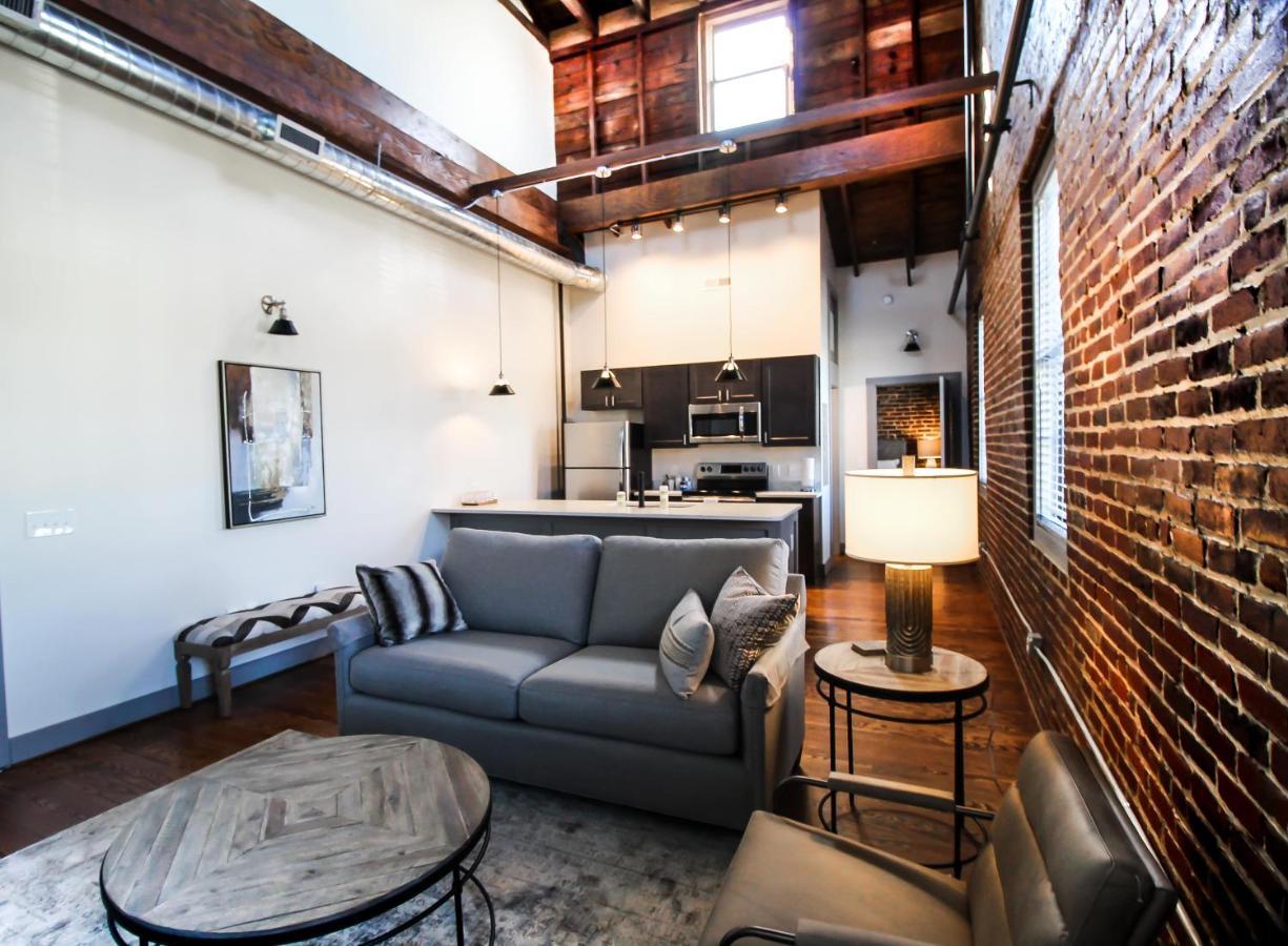 The Lofts At Downtown Salem Aparthotel Exterior photo