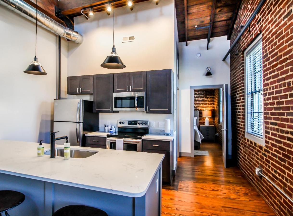 The Lofts At Downtown Salem Aparthotel Exterior photo